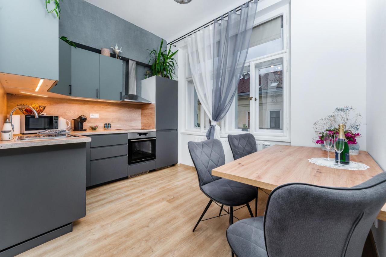 Alla Prague Apartment Esterno foto